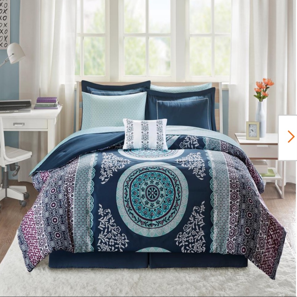 FULL size bed set!